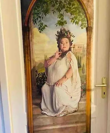 La Des Secrets Perougien * Pérouges